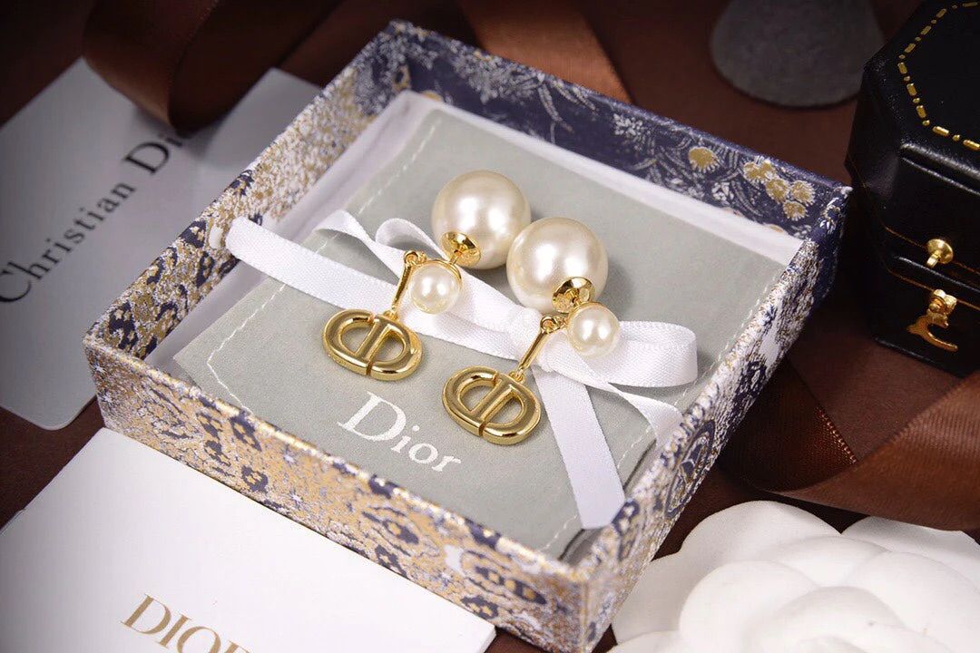 Dior Pearl Earrings