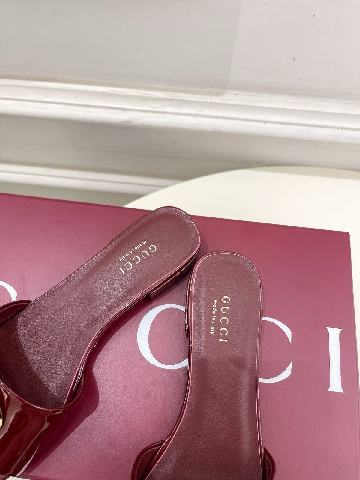 Gucci flats