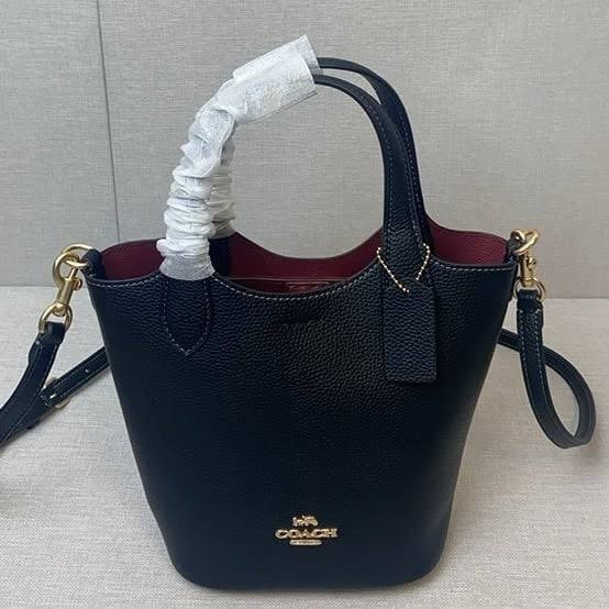 Coach Hannah bucket bag