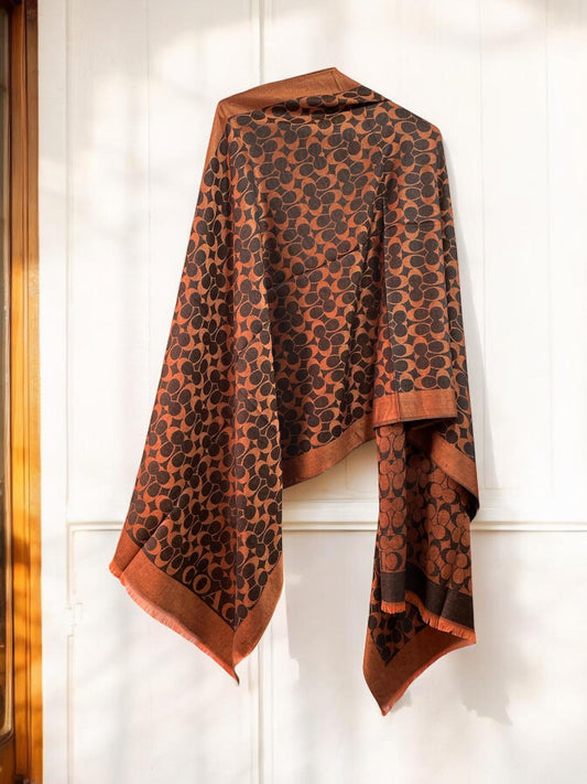 Coach semi warm stole