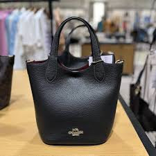 Coach Hannah bucket bag