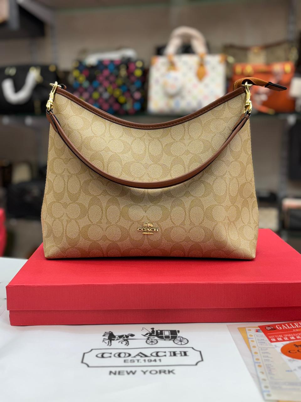Coach laurel hobo(coach print)