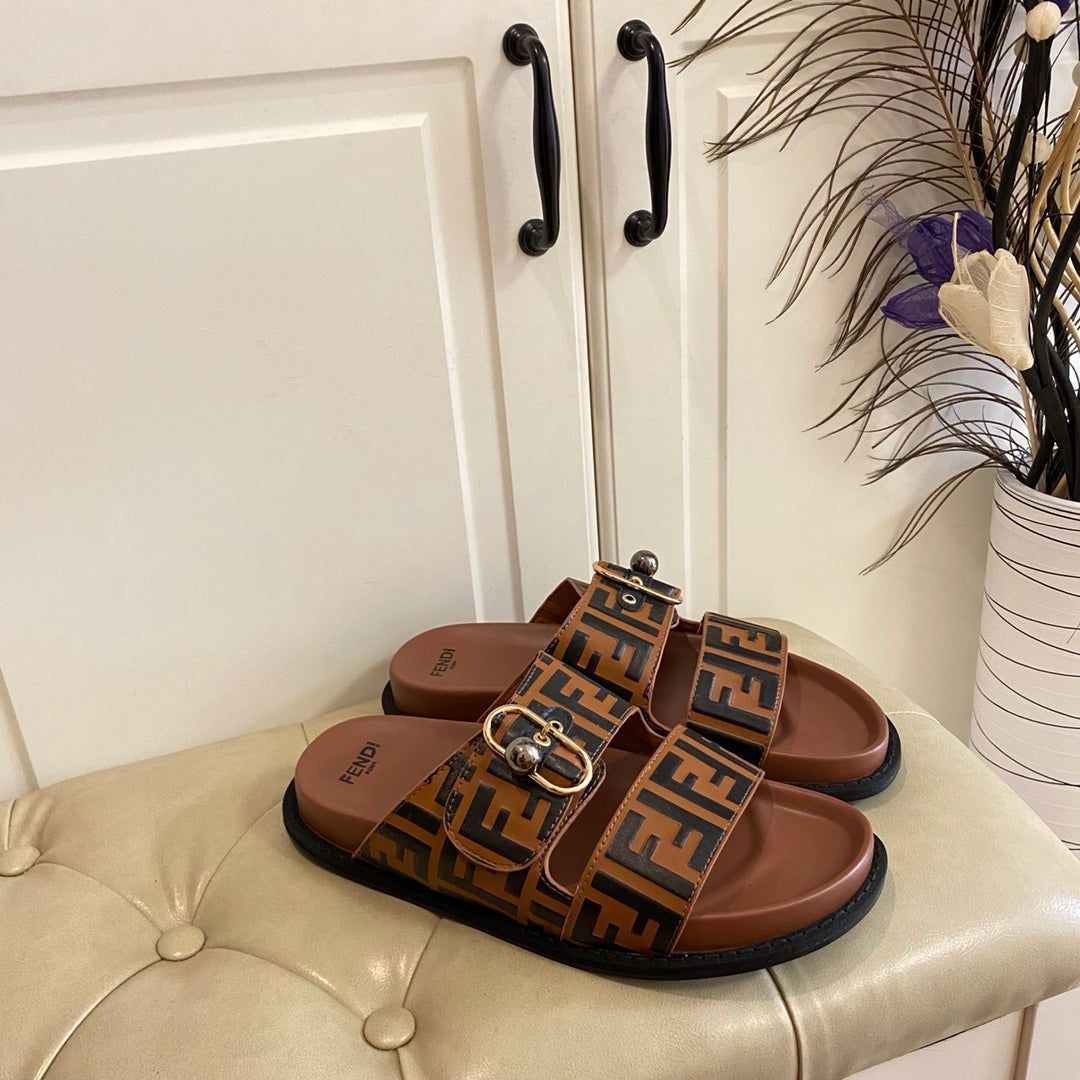 Fendi Slipons