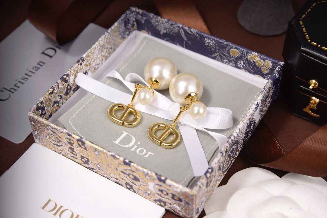Dior Pearl Earrings