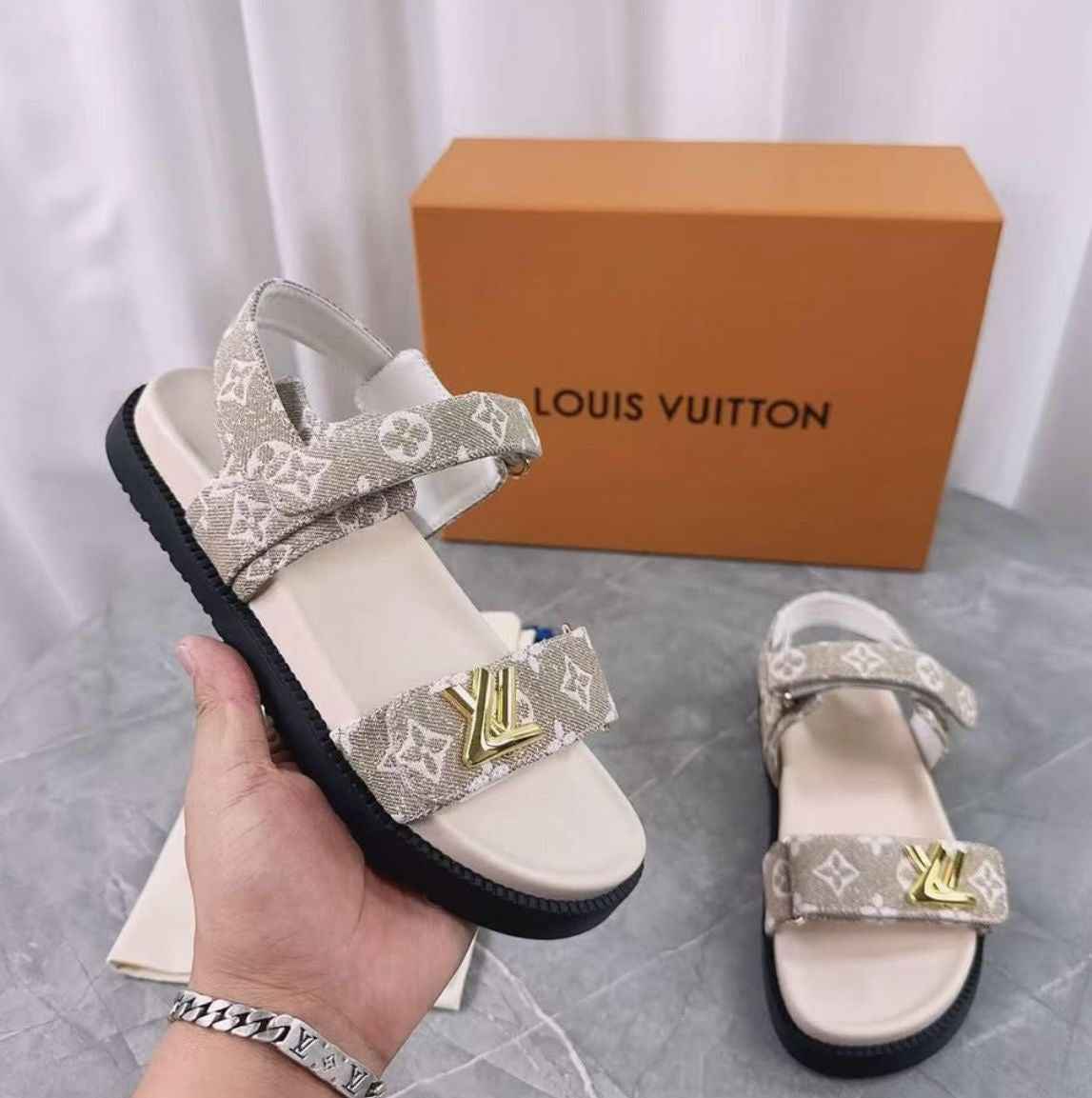 Louis Vuitton Sandals