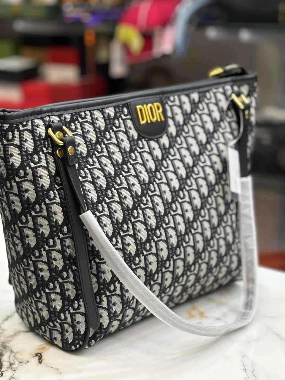 Dior tote