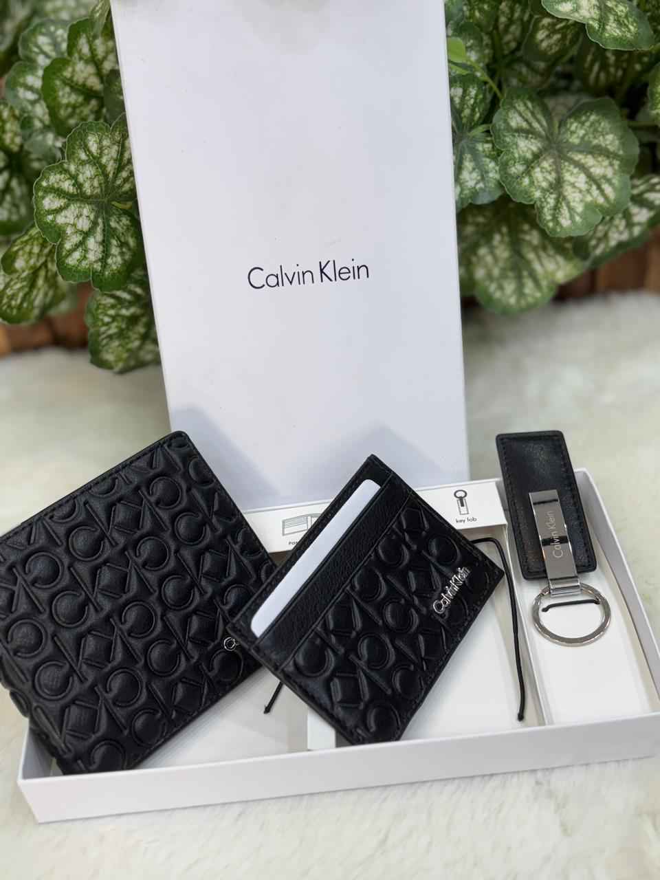 Calvin Klein genuine leather embossed gift set for Mens in top notch quality