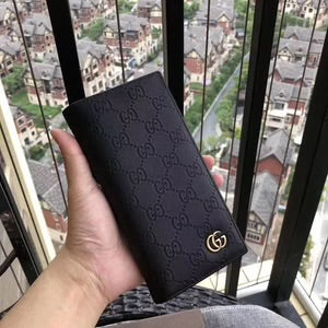 Gucci Emboss Wallet