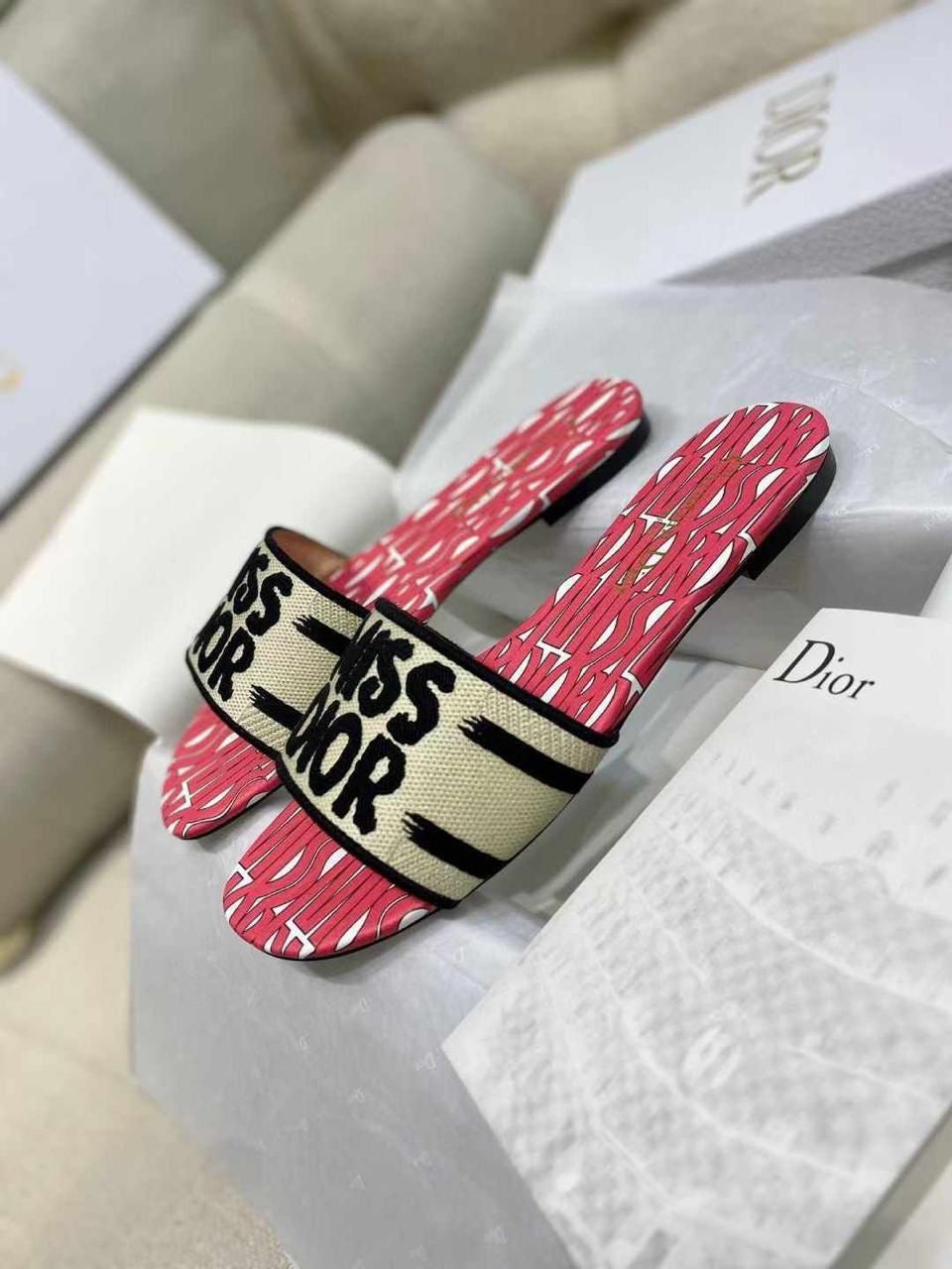 Miss Dior Flats