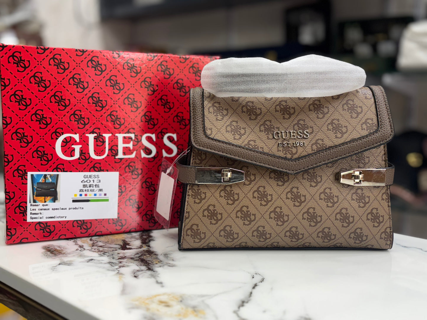 Guess zadie shoulder bag with top handle