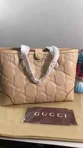 Gucci gg tote