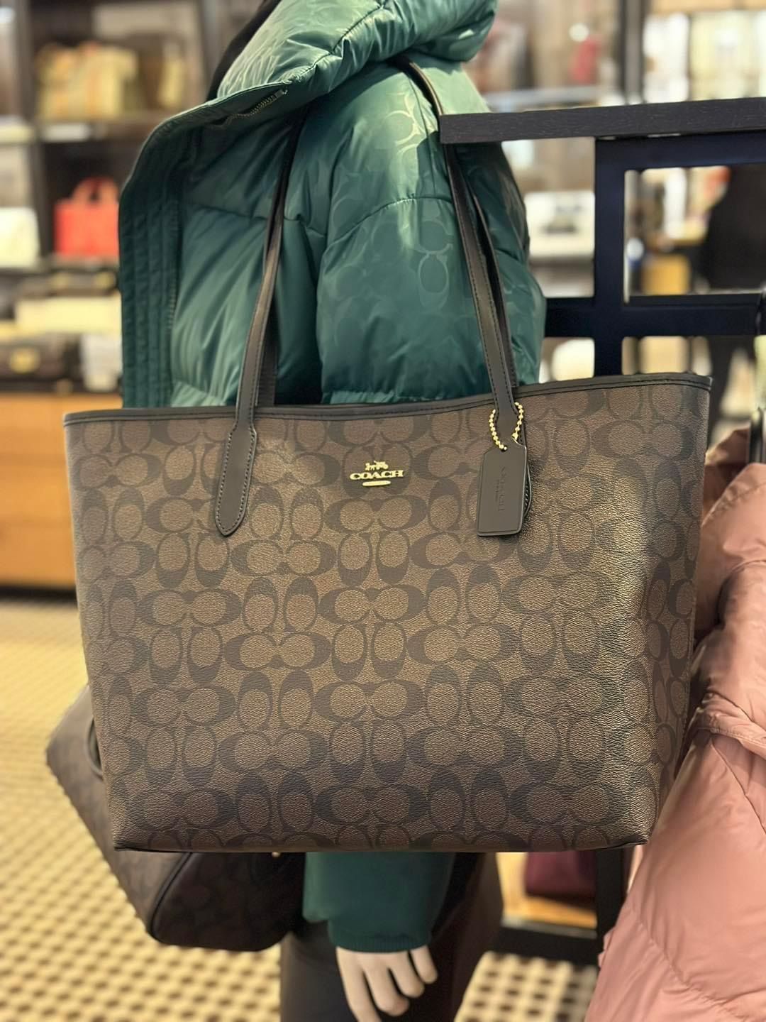 Coach ultra premium tote with box