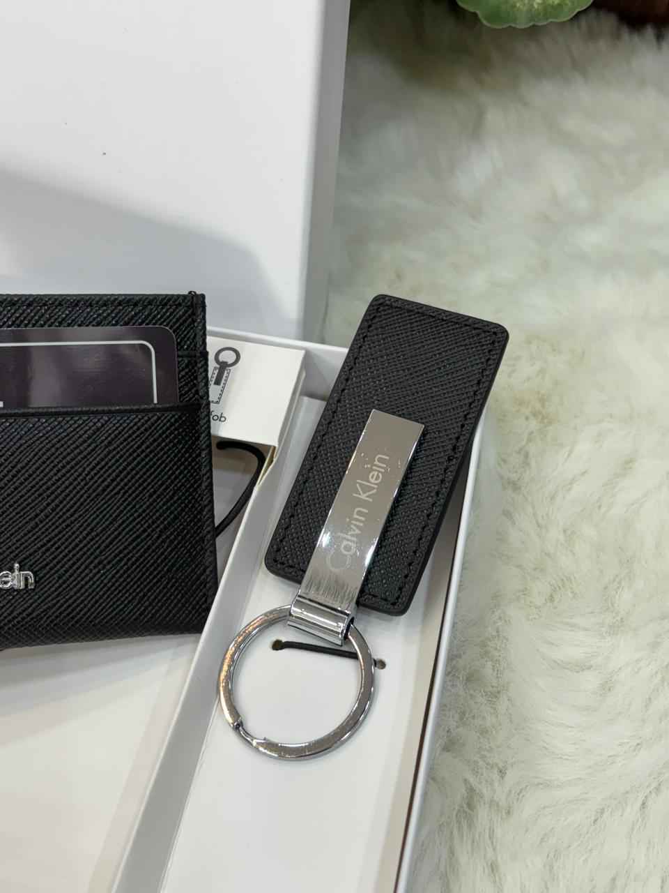 Calvin Klein gift set for Mens in genuine leather top notch quality