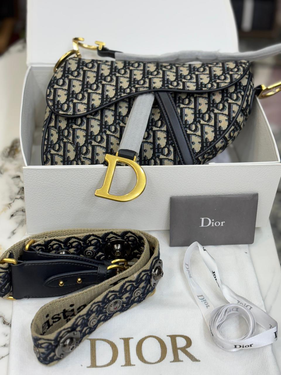Luxury Dior Saddle very premium quality Shoulder Bag in top notch quality