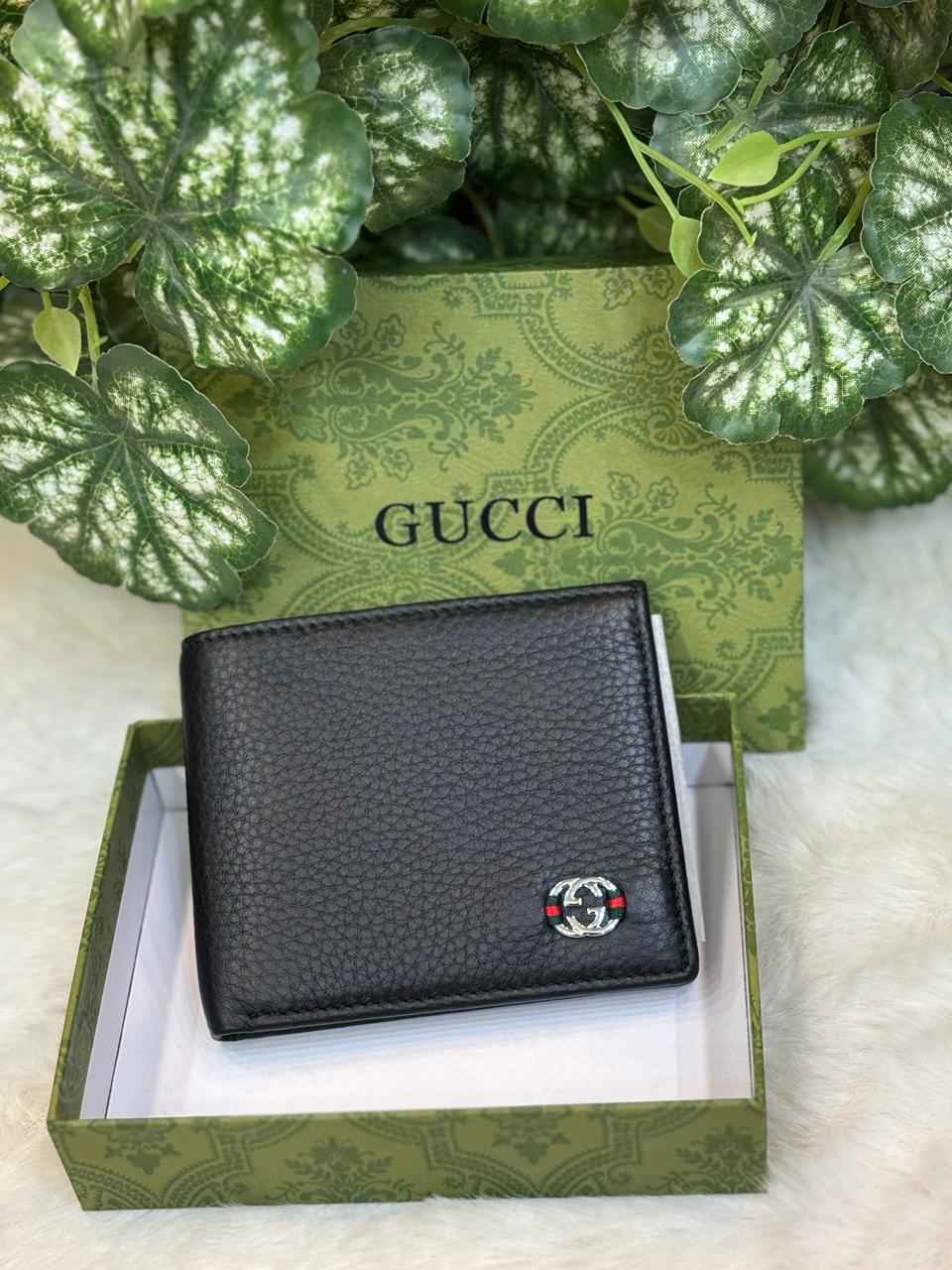 Gucci bi fold mens wallet in top notch genuine leather quality(2)