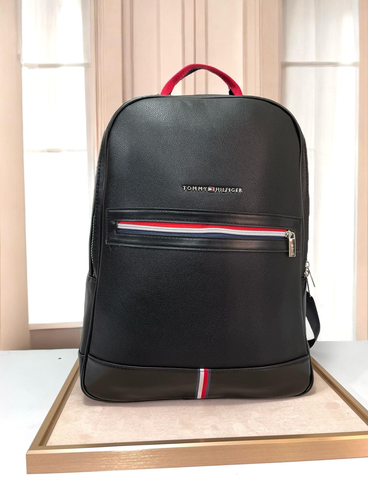 Tommy backpack