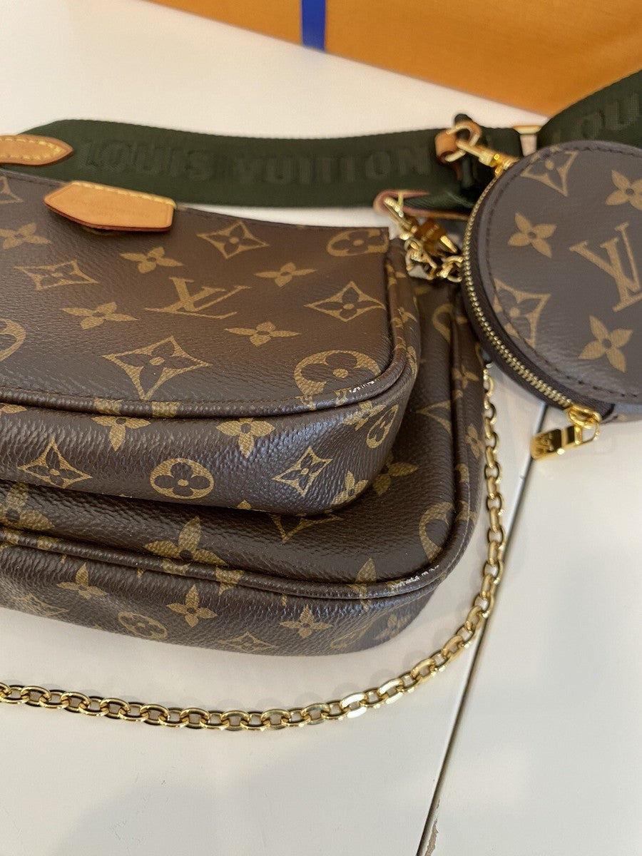 Lv pochette w green belt