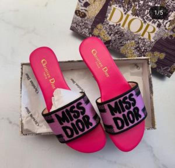 Miss Dior slides