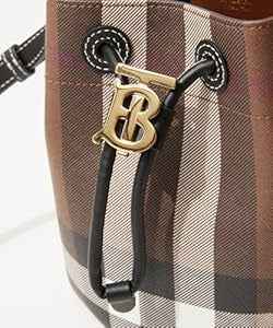 Burberry bucket bag