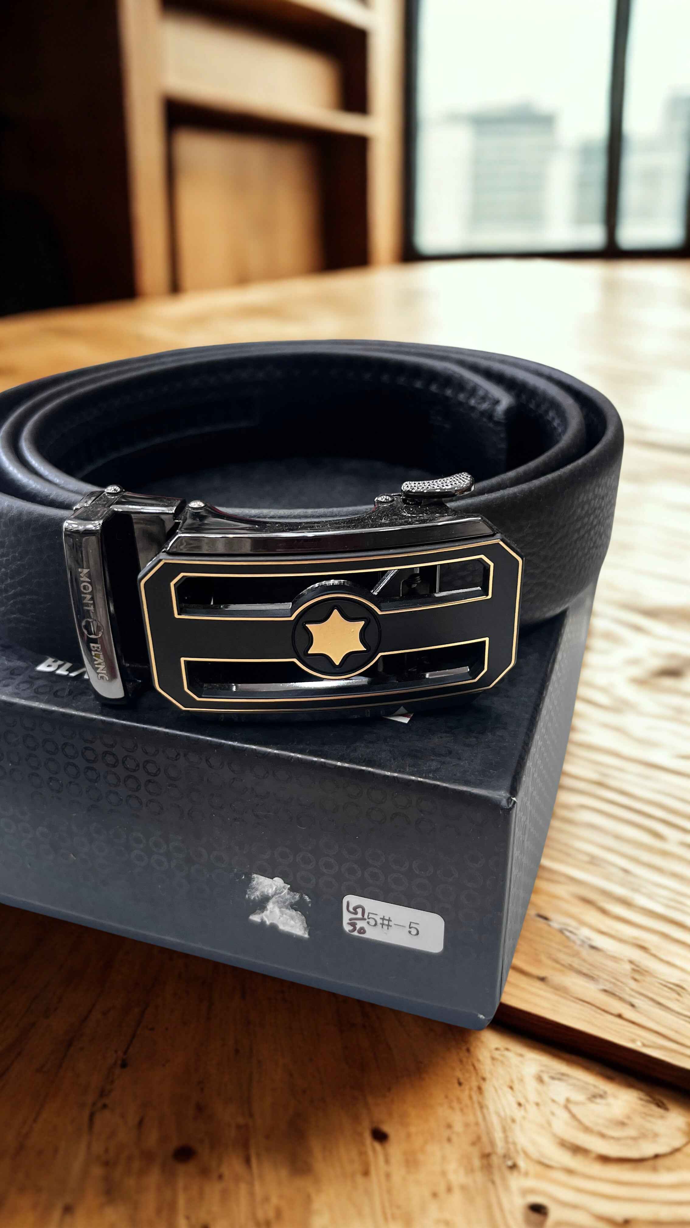 Mont Blanc auto lock Mens belt