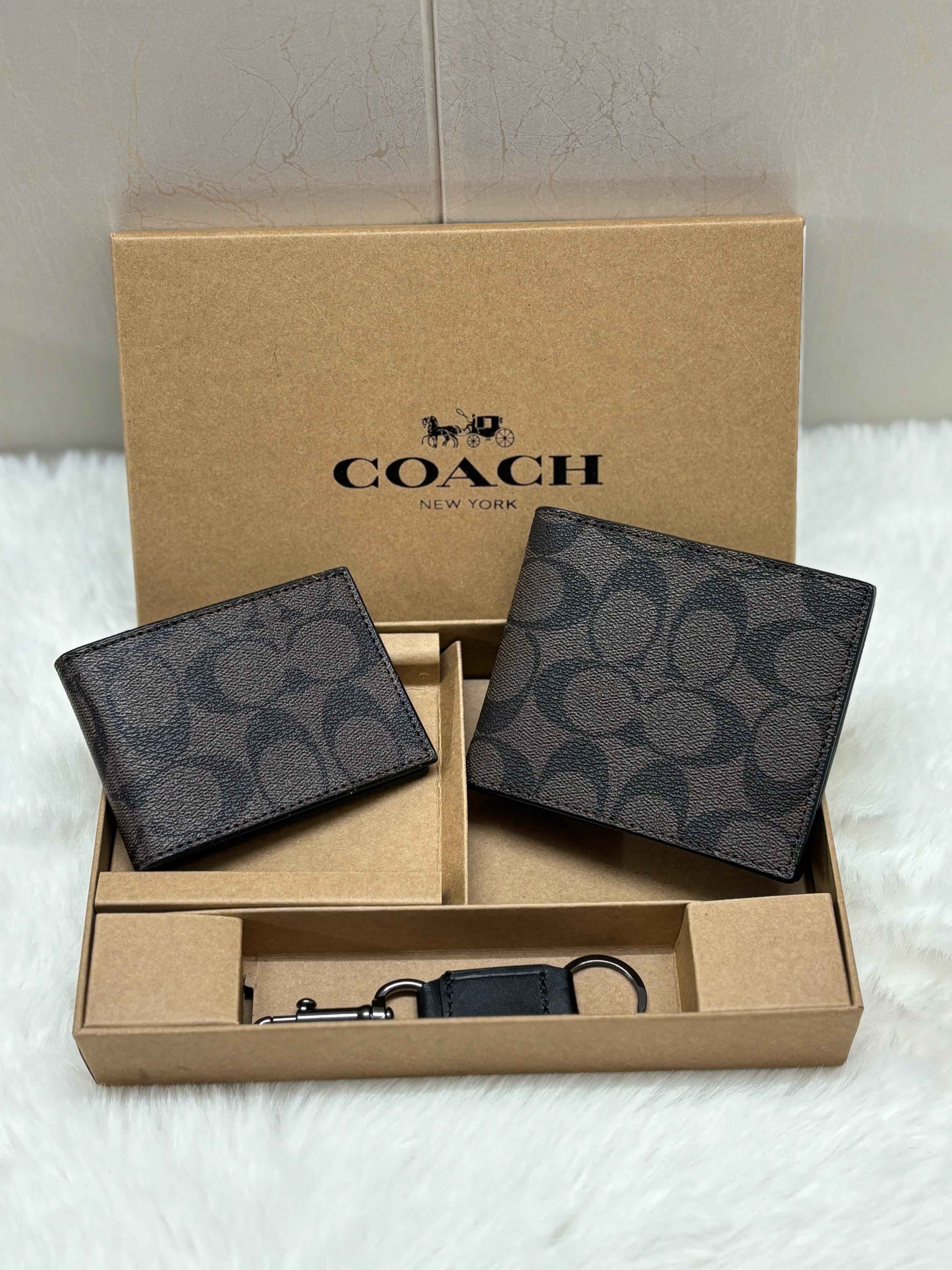 Luxury coach wallet set (3 pcs set ) for men includes wallet,card holder,key chain set