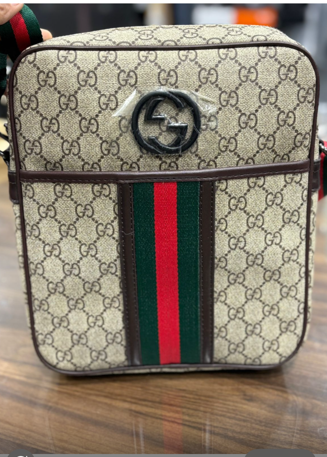 Gucci sling