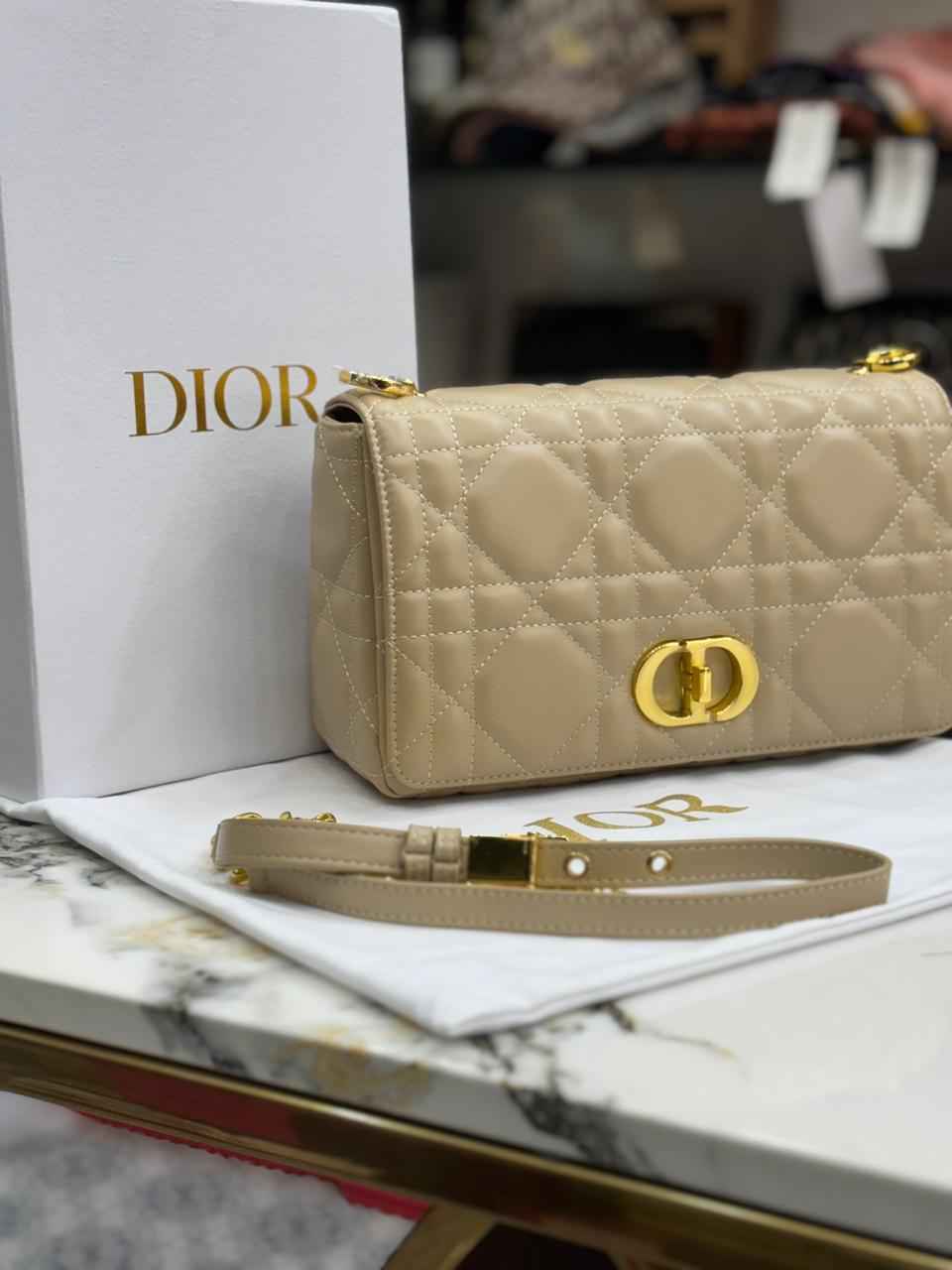 Luxury Dior caro bag in genuine leather