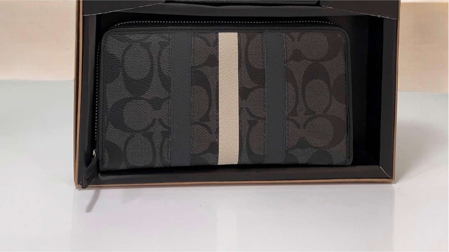 Coach long zip Wallet wristlet