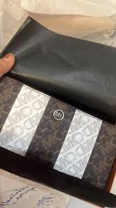 Micheal Kors mk long wristlet wallet with top zip