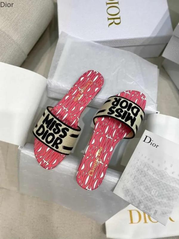 Miss Dior slides