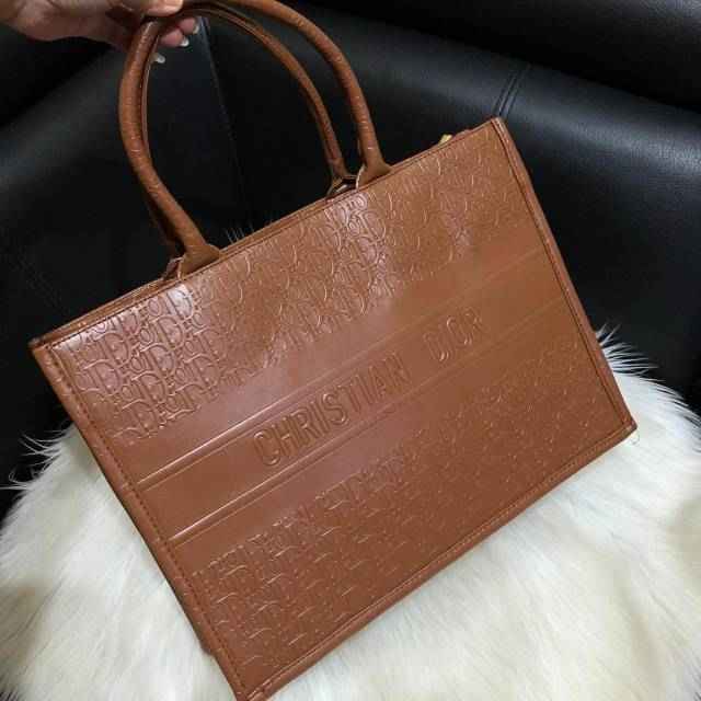 Dior tote