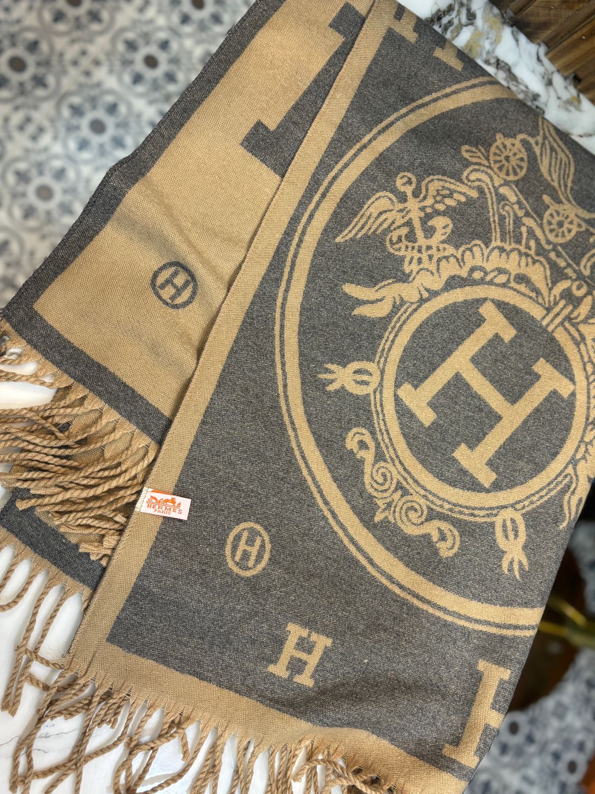 Hermes shawl full length cashmere warm for premium clients only