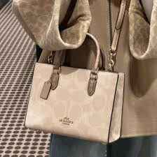 Coach maggi premium carryall bag