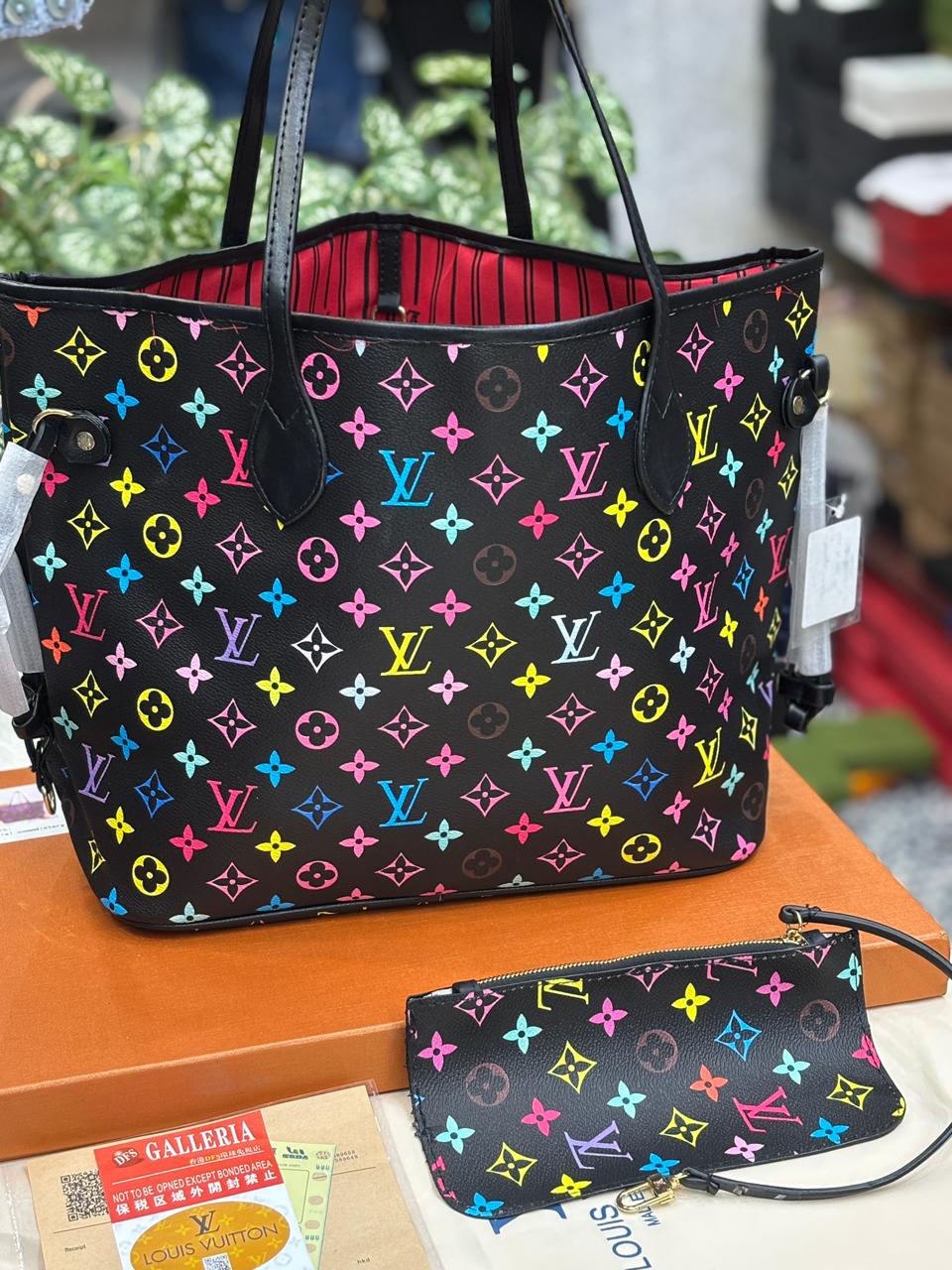 Luxury Louis Vuitton(lv) monogram  tote with pouch for women