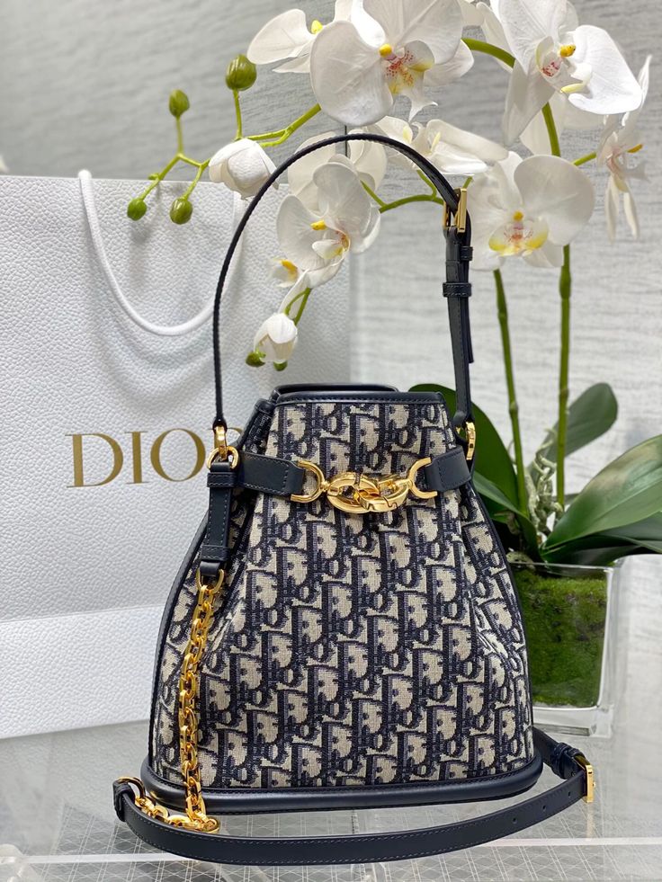 Dior bucket bag