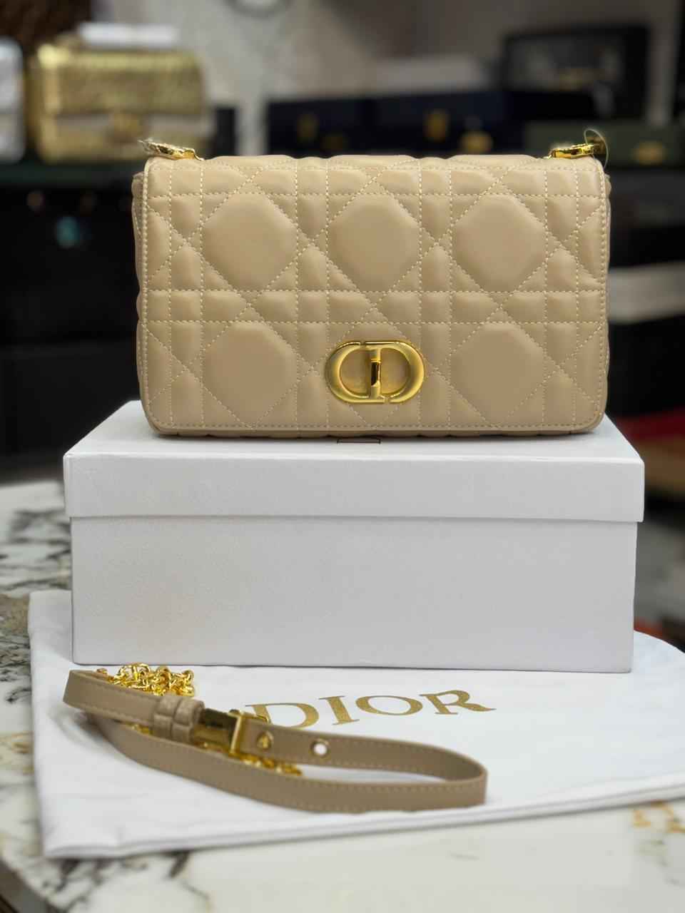 Luxury Dior caro bag in genuine leather