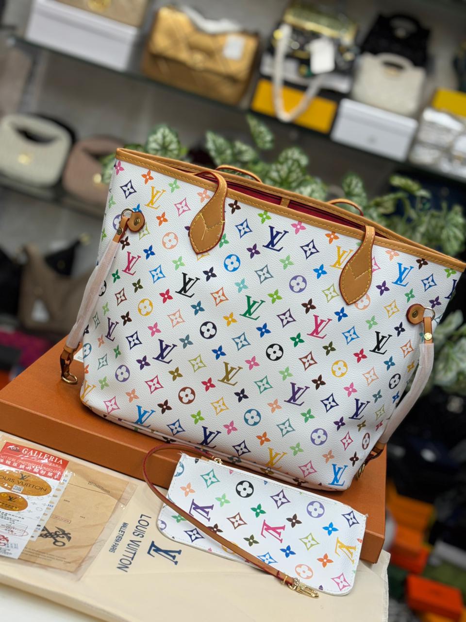 Luxury Louis Vuitton(lv) monogram  tote with pouch for women