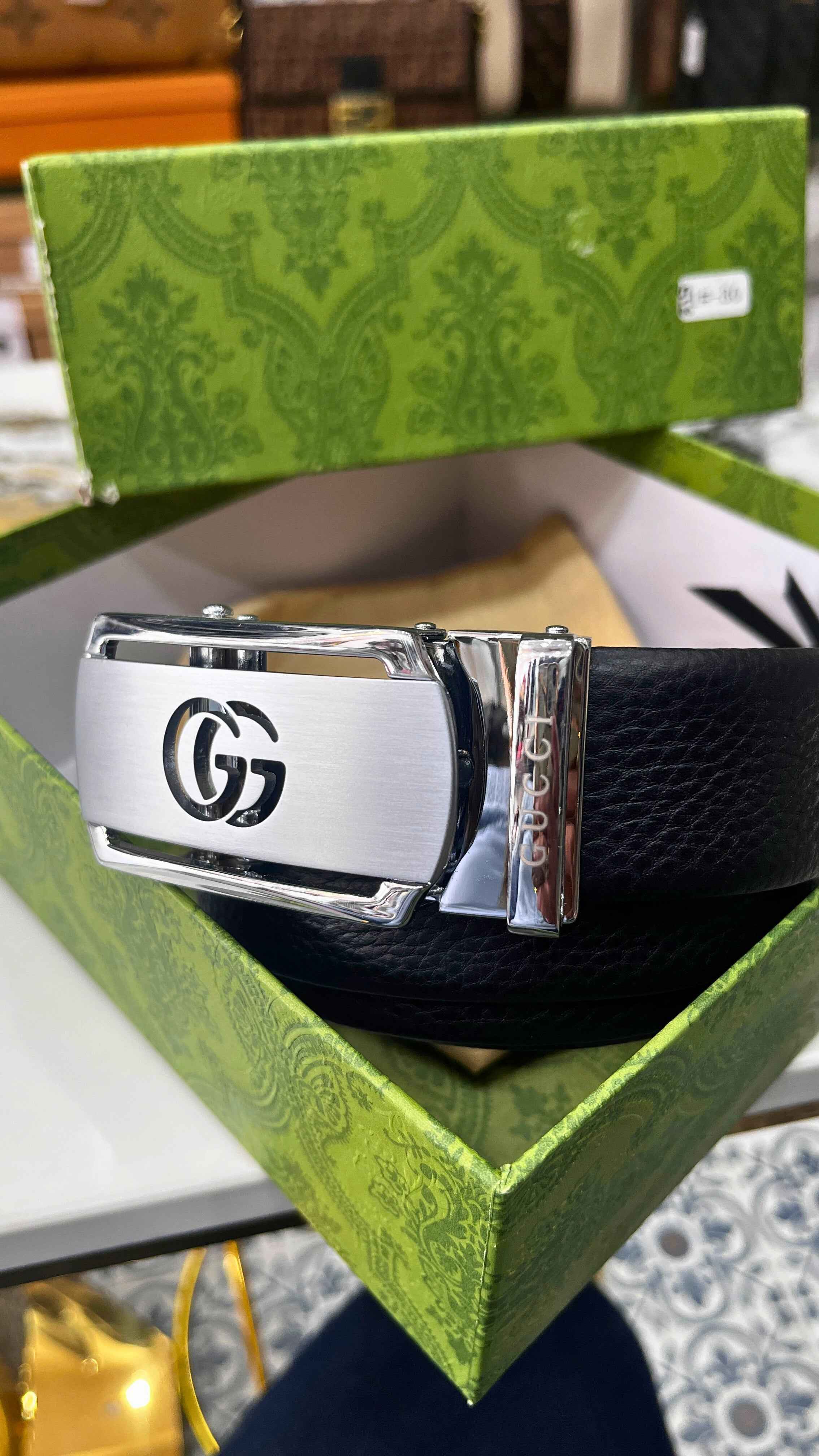 Gucci auto lock Mens  belt