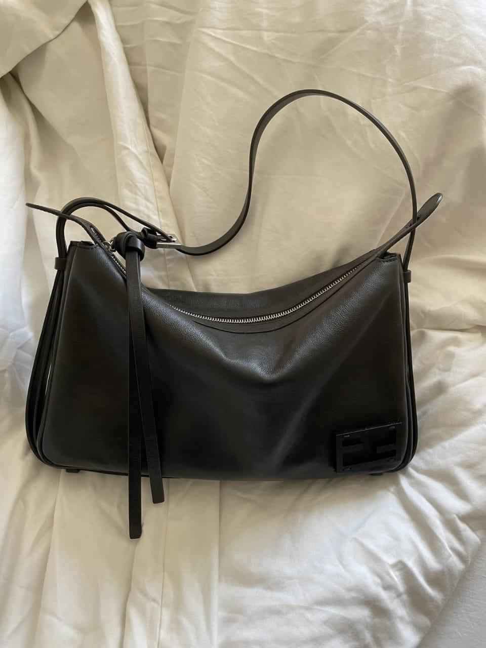 Fendi simply medium tote