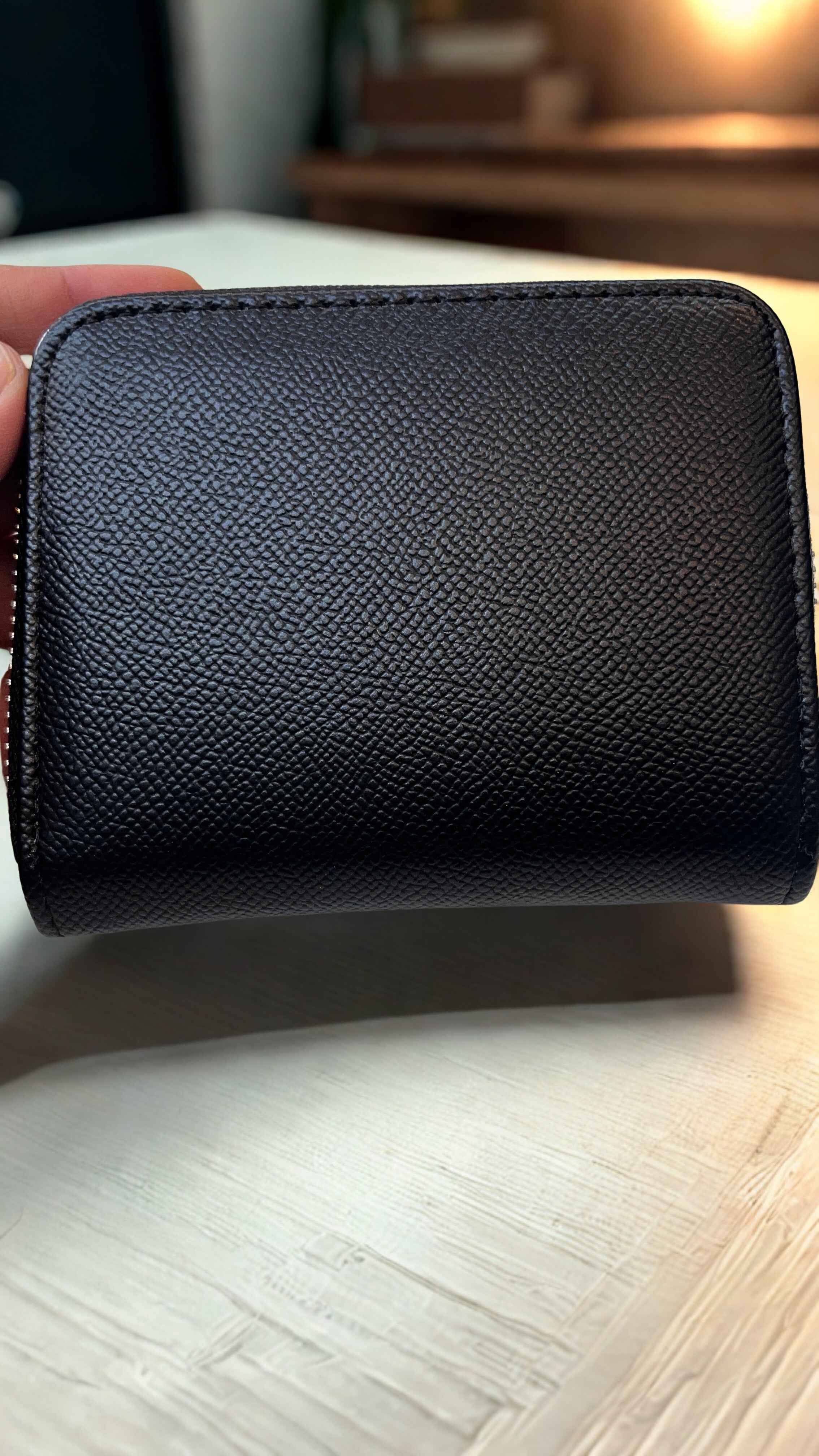 Karl wallet