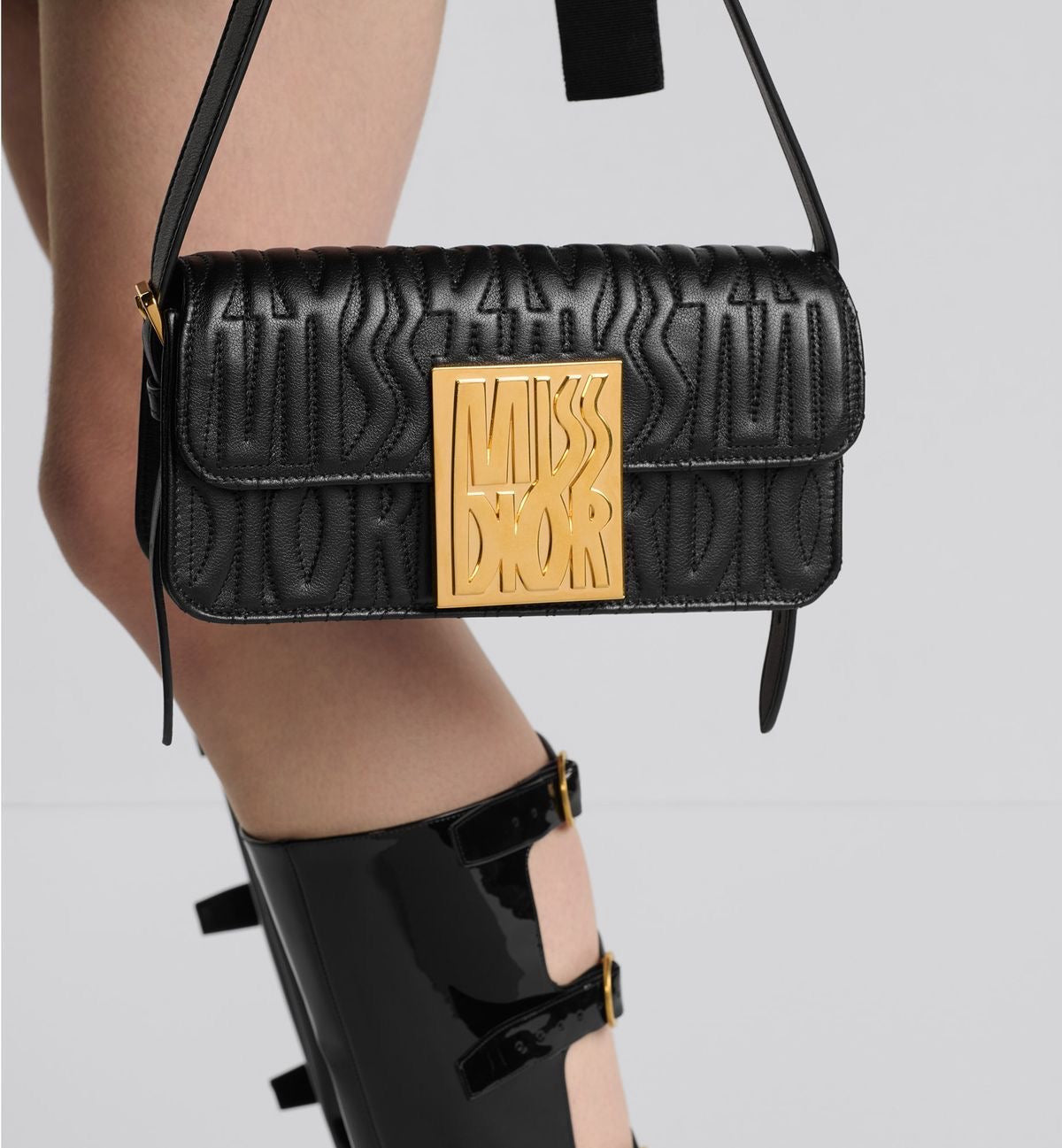 Miss Dior emboss bag