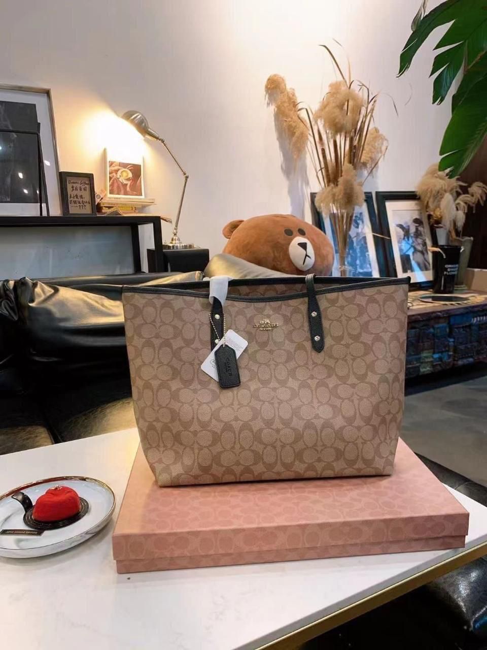 Coach ultra premium tote with box