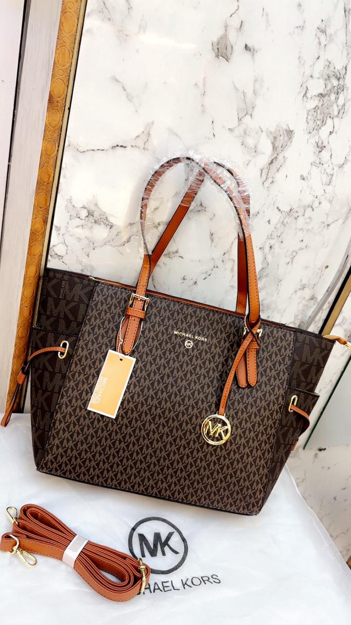 Michael kors mk tote gully large signature tote