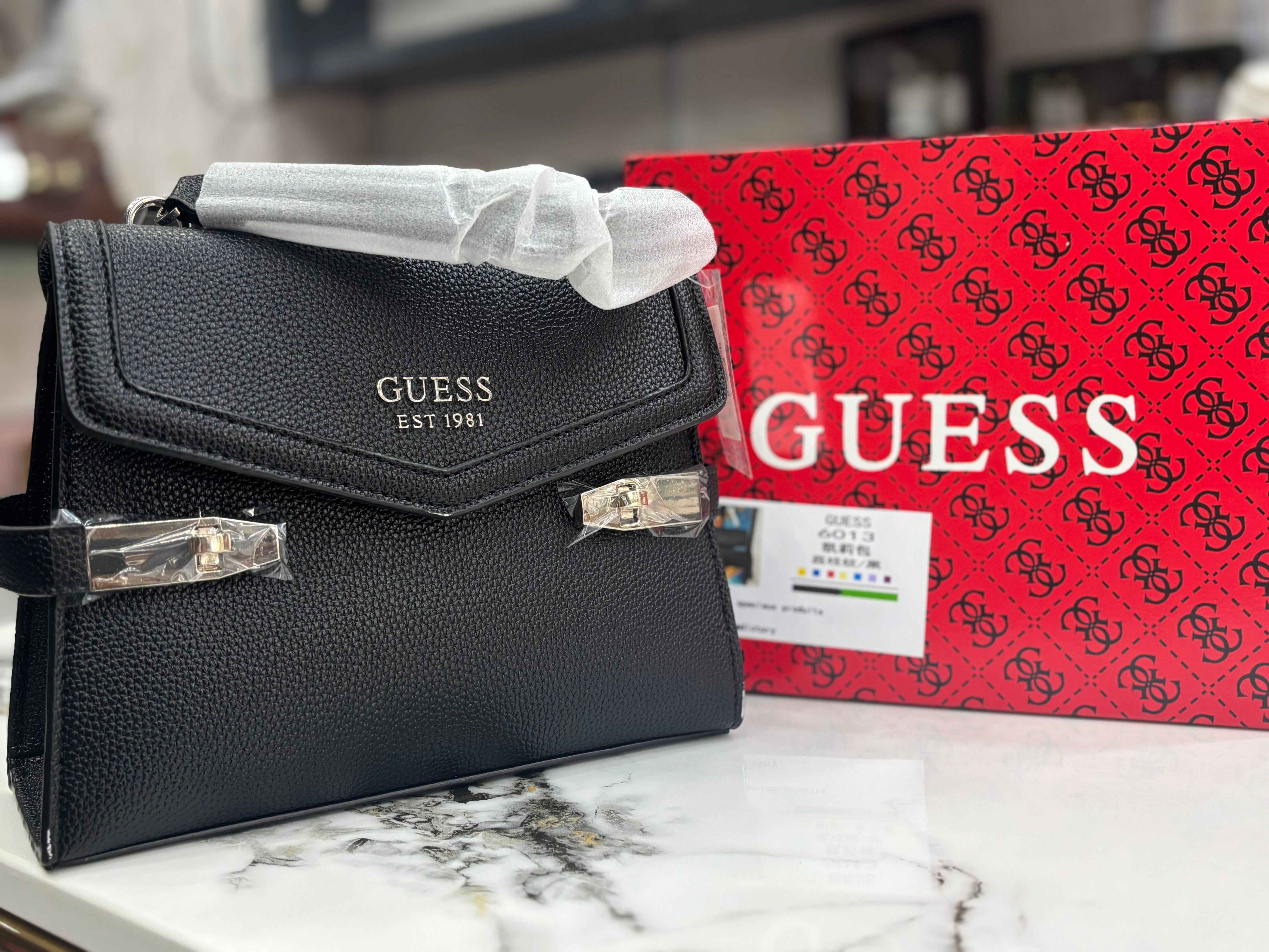 Guess zadie shoulder bag with top handle