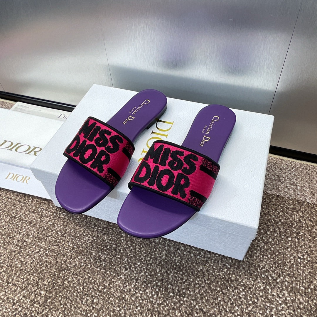 Miss Dior slides