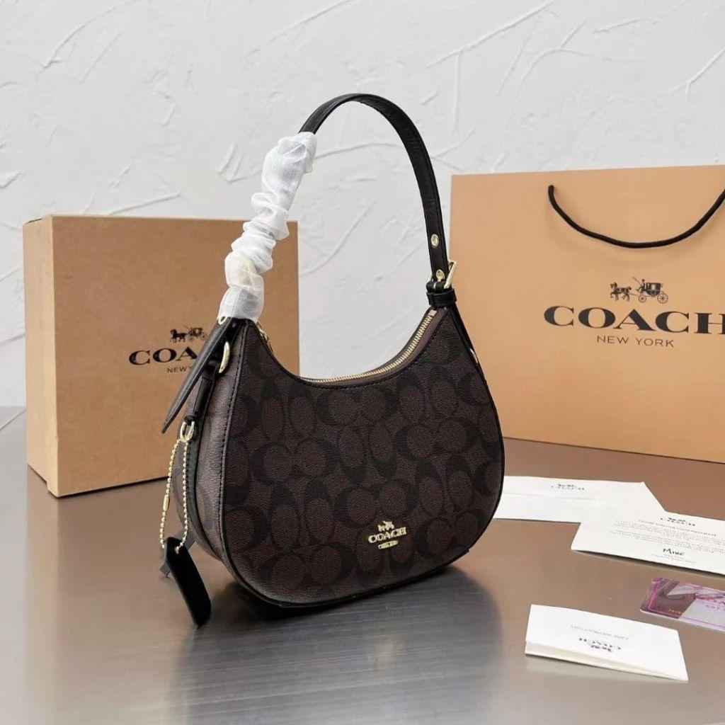 Coach medium hobo shoulder bag