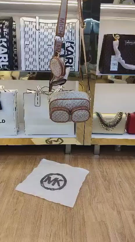 Luxury Michael kors jet set camera bag for women