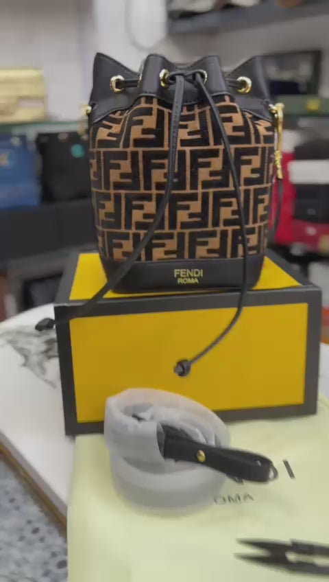 Luxury Fendi Premium Bucket Bag
